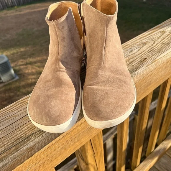 Birkenstock Tan Suede Ankle Booties - Picture 3 of 8